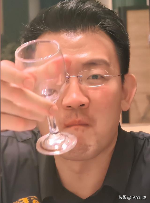 西蒙尼盛赞阿尔瓦雷斯，马竞欲以其为核心建队