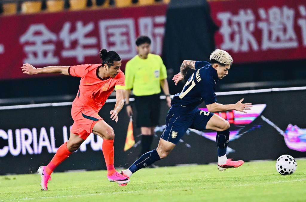 纽约出身邓恩盼尼克斯夺冠