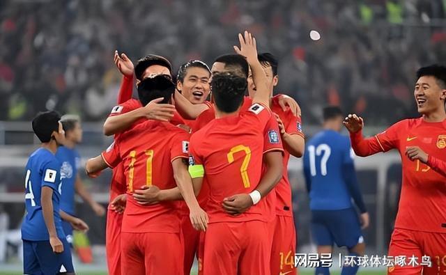 3年2.2亿！曝三方交易啊！杰伦布朗或换字母哥
