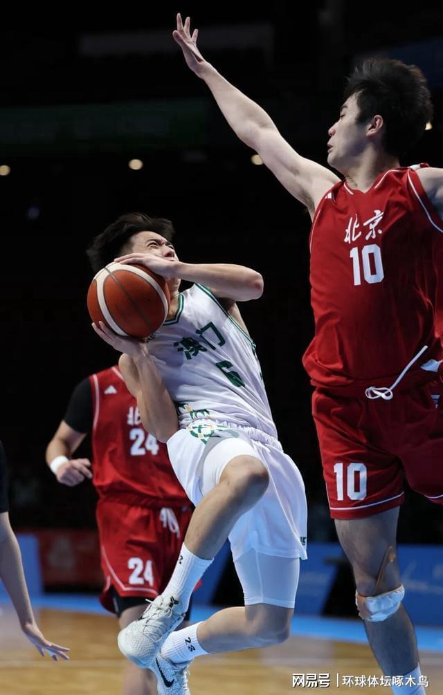 哈勒斯登男孩距NBA冠军一步之遥,已成系列赛标志