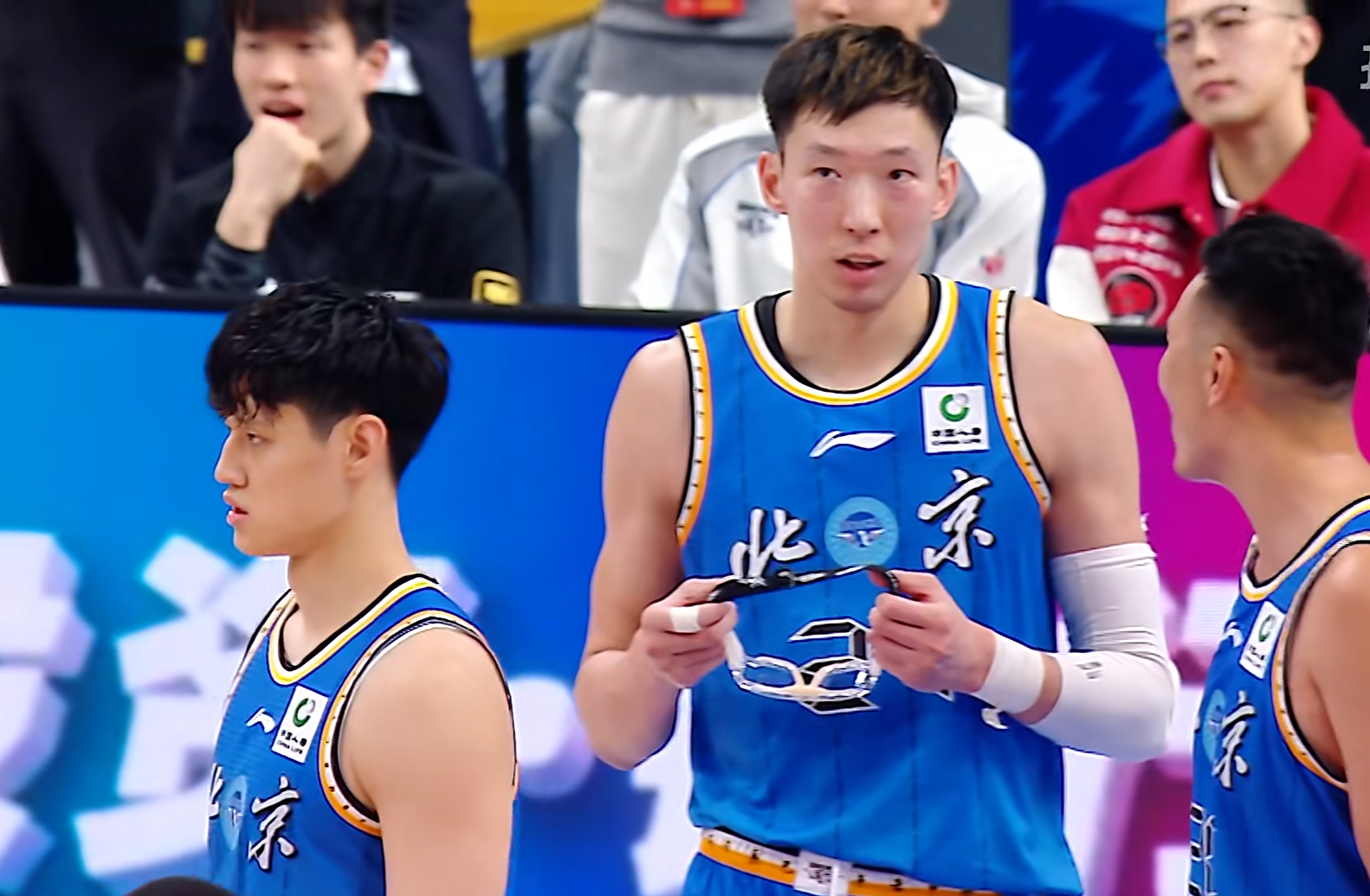 总决G5将打响尼克斯冲队史首冠