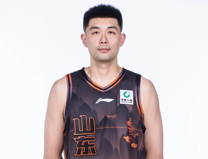 国王交易得拉文 大概率留队