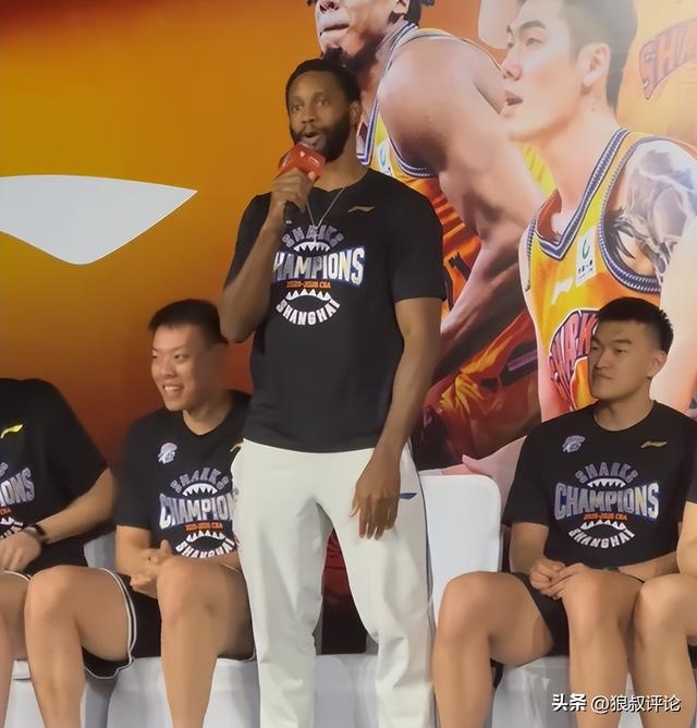 NBA曝多消息 总决G5字母哥交易