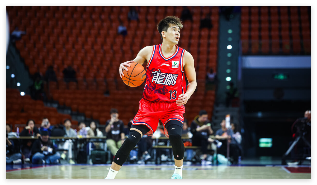 加入3方交易!火箭可出2首发+1首轮换东部巨星?阵容不会伤筋动骨