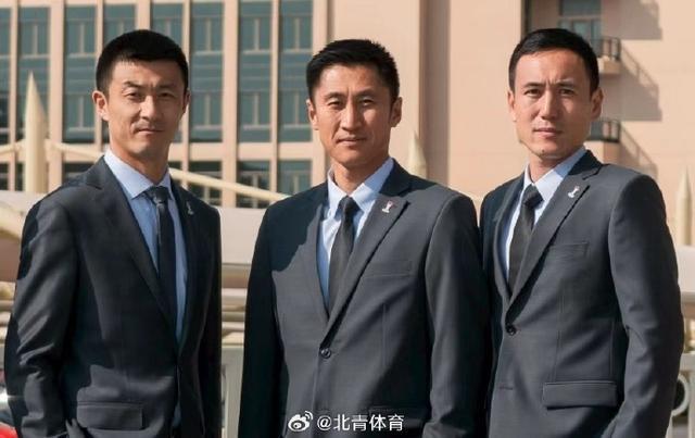 米兰体育-道伊尔高尔夫锦标赛第三轮单独领跑