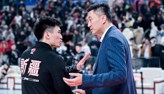 乌法115k欧元买断阿加波夫，结束租借正式加盟