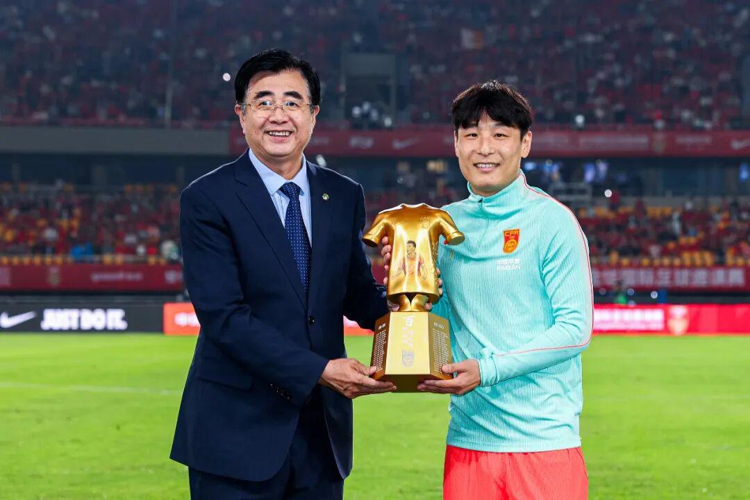 不敢信!欧洲球队0胜：瑞士狂轰26脚只进1点球 卡塔尔拼下历史首分